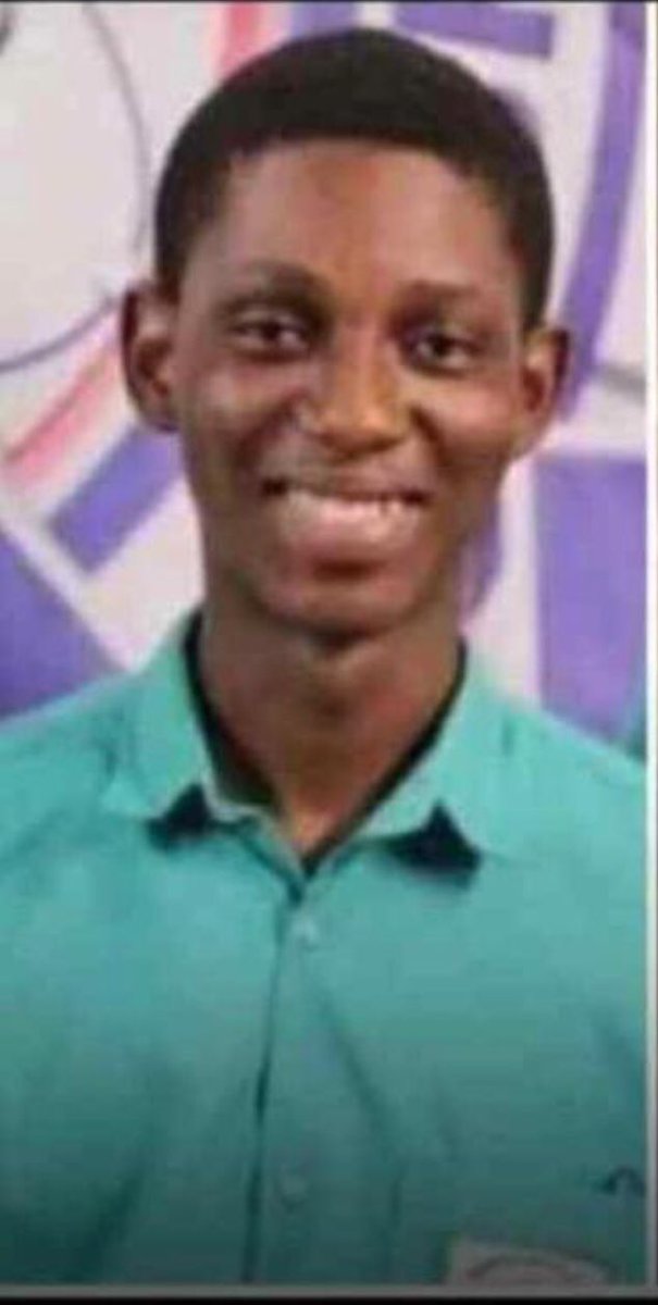 jesse_steeeze's tweet photo. Newton maintained his name Einstein decided to change his name to Nii Amu #NSMQ2019Semifinals https://t.co/SoYm8nHepT