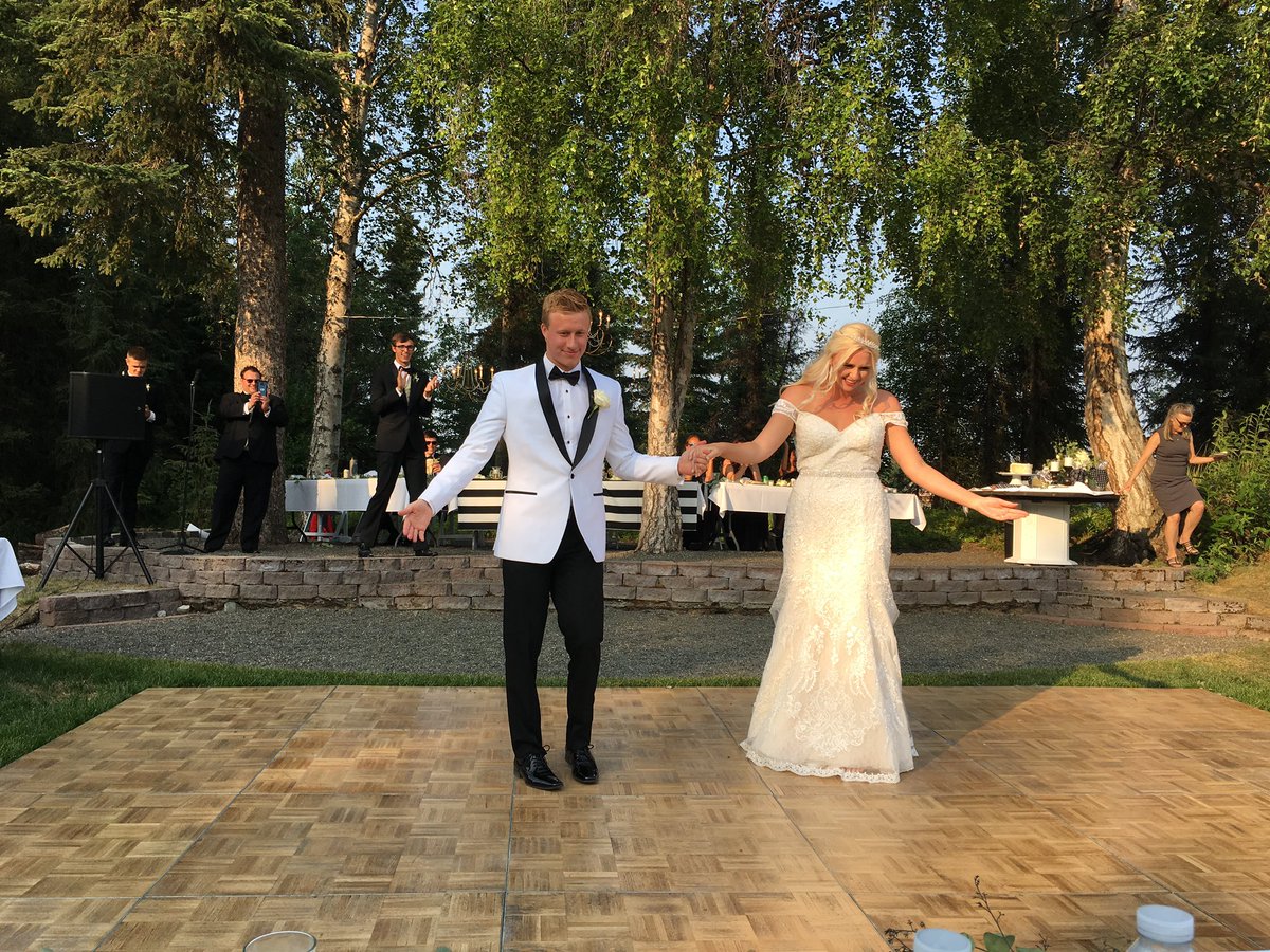 macadoo20's tweet photo. I can’t express how happy I am 💍 #stumpedbylove https://t.co/ZS1g1I8mkG