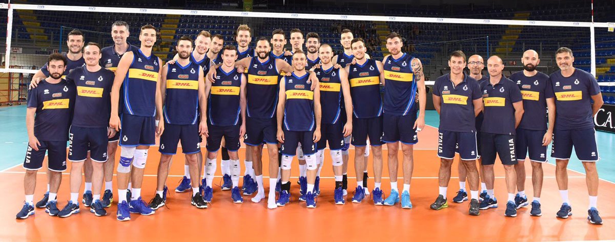 Volleyball_it's tweet photo. #LaNazionale: Azzurri al lavoro all'Eurosuole Forum. Gli orari e le giornate per seguire Zaytsev e c.  https://t.co/XT1iPkhur8 leggilo su https://t.co/VcBPGLNNCB https://t.co/4nC7zf6DH4