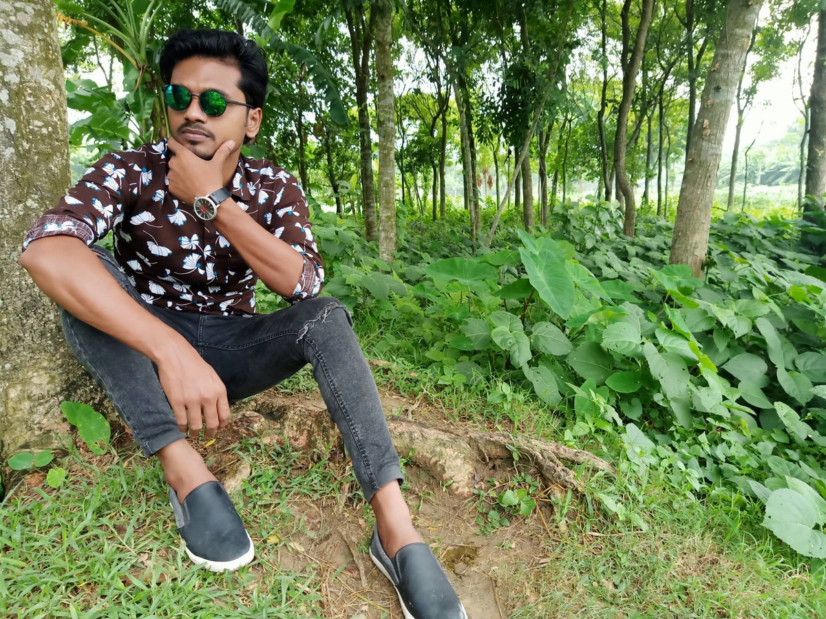 MonHHasan2's tweet photo. There’s no Wi-Fi in the forest, but I promise you’ll find a better connection https://t.co/2RGf6l9wVr