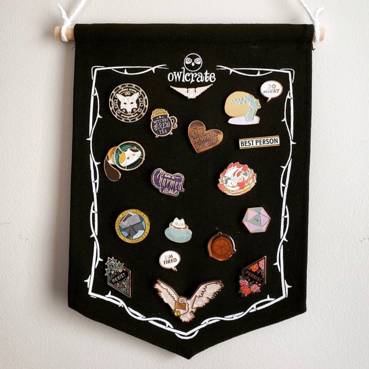 TheColorfulGeek's tweet photo. Iβm in love with this pin banner and all the pins on it β₯οΈβ₯οΈ
#repost @rosedelvecchio #pinbanner #owlcrate https://t.co/zsSASC48I3