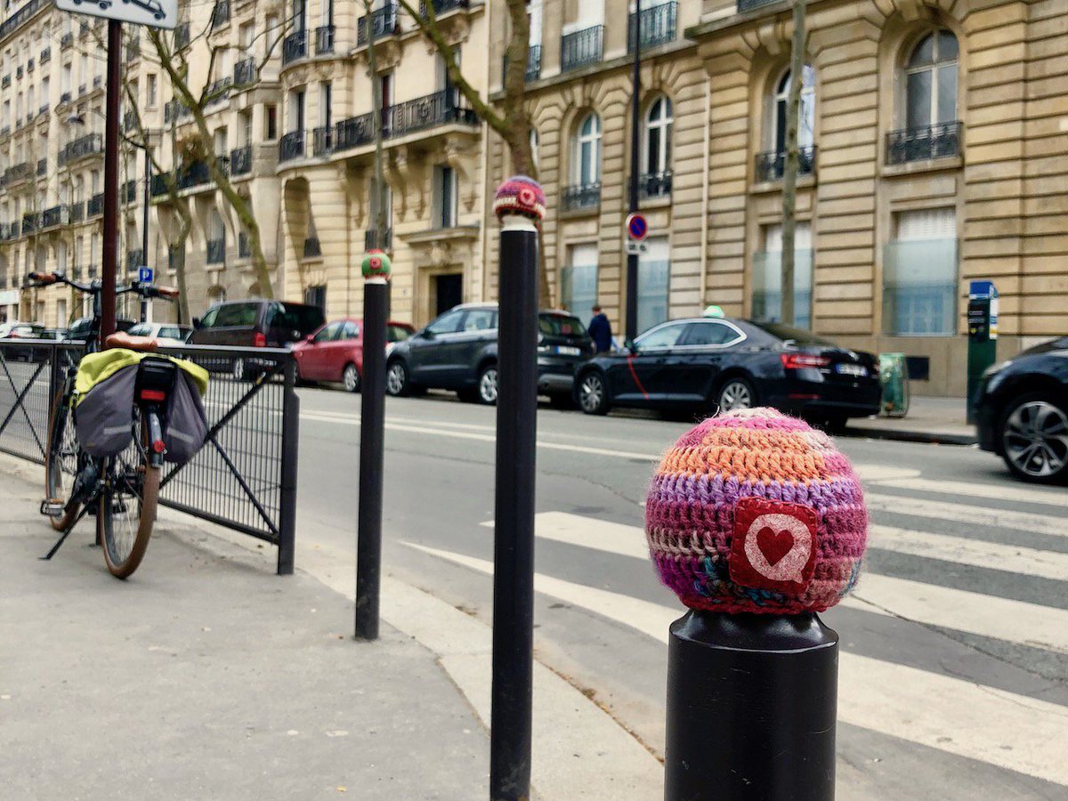 TravelingBytes's tweet photo. Paris Offbeat. Go beyond the most photographed places and do as the locals do: flâner à Paris - wander the Paris streets - is the best way to enjoy the city https://t.co/M8HxMt5SVy #parisonfoot #exploringparis #travel https://t.co/Rw3VB5k26R