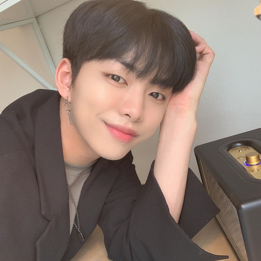 HBYBrasil's tweet photo. [ #IG ] 29.06.2019 [ #JISAN ]

jisan_991103 :' #DIARIA #AURORA #HBY Haha tenham uma boa tarde😁🔥"

 #오로라 https://t.co/zpovuVWDBa