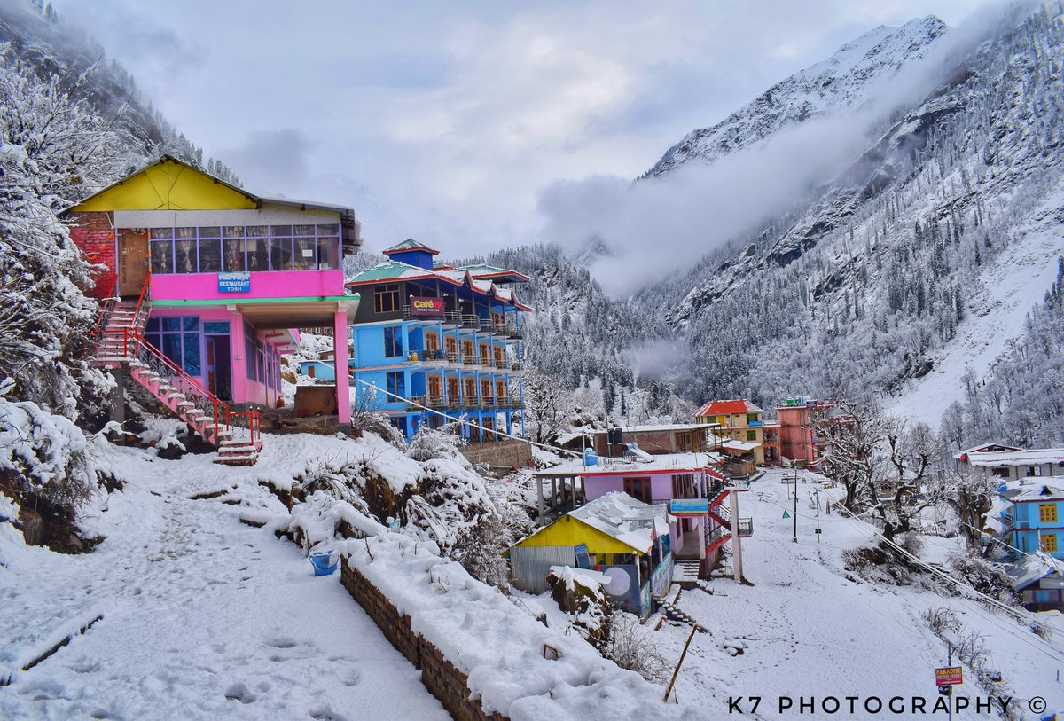 instagram.com/p/BvZZxYqhpxk/…
______________
#kasol #chalal #himachalpradesh #parvativalley #sunrays #explorehimalayas #himalayas #indiaclicks #ig_colors #india_igers #indianphotography #nikonD3300 #netgeoindia #netgeohimalayas #himalayangeographic #netgeoyourshot #indianphotosociety