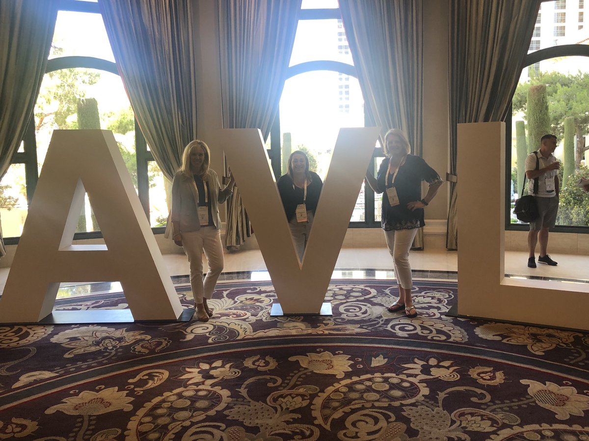 blessedbrina_ms's tweet photo. Super excited to be learning with two awesome CNUSD principals, and being able to learn from John Hattie and John Antonetti. @HGA_EAGLES @CNUSD #AVL2019 https://t.co/HMEDQPzMTD