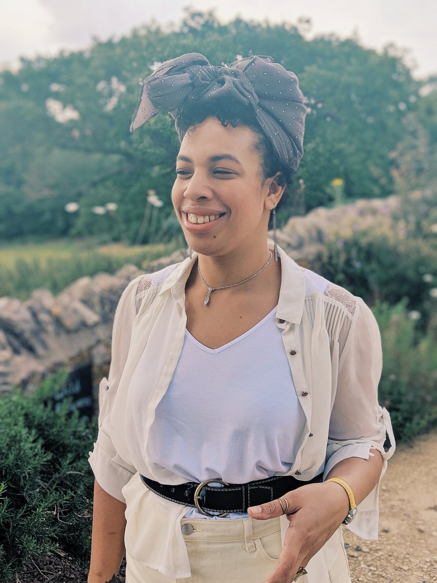 jumpkwmc's tweet photo. We had the incredible @LadyNade deliver the Performance &amp; Stage Presence Workshop today! #SoundWaveRetreat https://t.co/ntc07zlRox