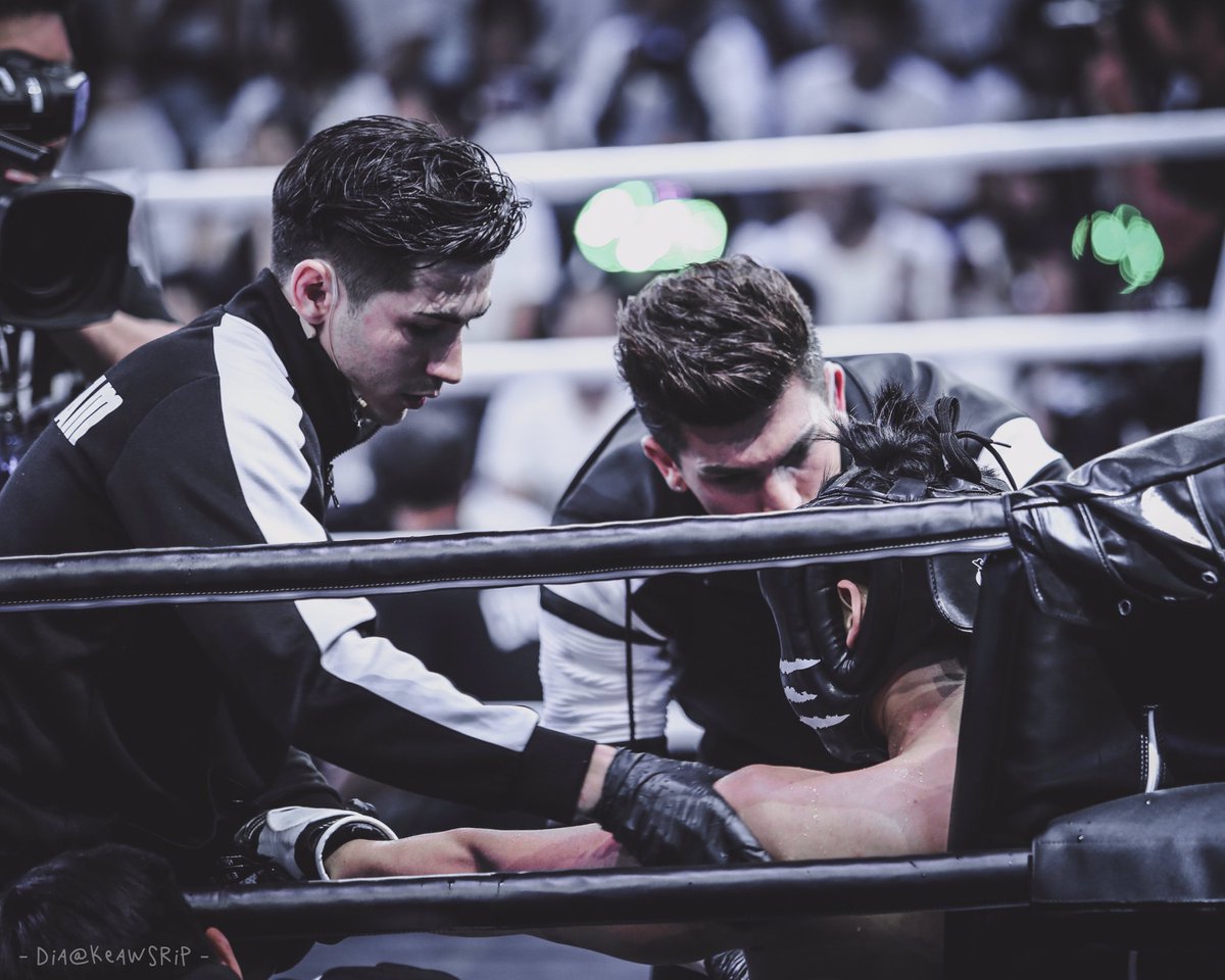 keawsrip's tweet photo. รักทีมนี้
#HunzIPH
#BlackBear
#TeamHunz
#TeamBlack
#10Fight10
#10Fight10PresentedbyGSBATTERY #CelebrityBoxing #Boxing #Thailand #Workpoint23 #เจมีดี @Hunz_IPH @Antoine_pinto https://t.co/Qy5lWtcze8