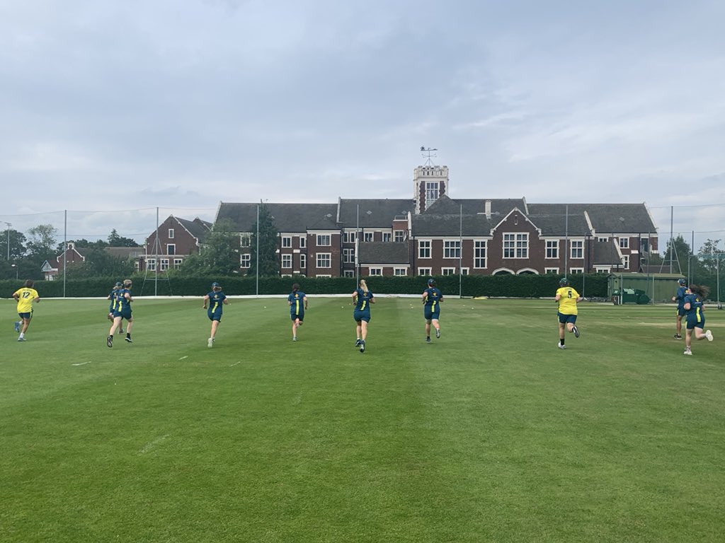 hardysea's tweet image. Today wraps up a great 2 weeks at .@lborouniversity with a 3-0 win over England A in our ODI series. Thanks to .@LboroSport for being so accomodating and for providing such fantastic facilities #powerbase #ENGvAUS