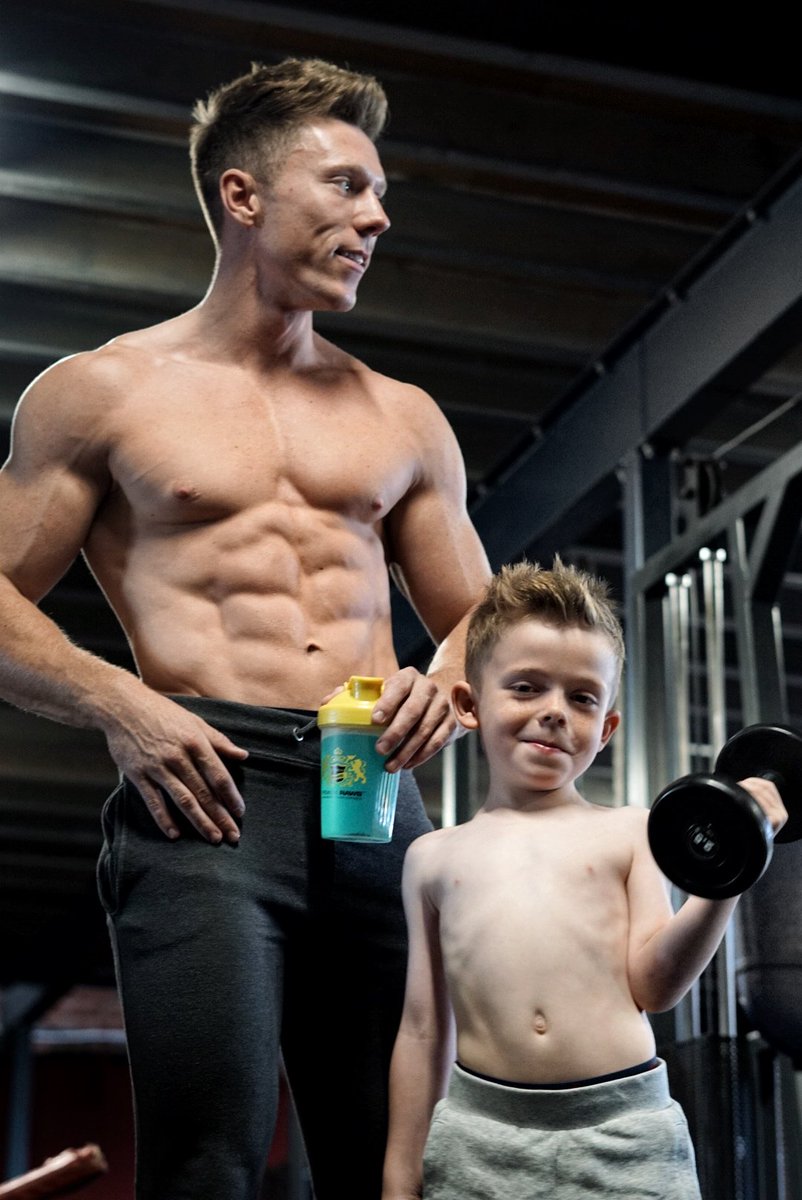 When your little man says he wants to come and train 👀😂