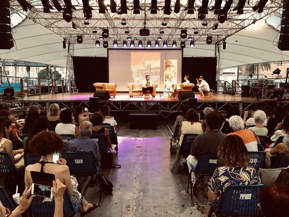 PortoAnticoGe's tweet image. La chiacchierata con Giorgio Viaro procede parlando di cinema, sogni, desideri, progetti e @1caffe.
-
#EstateSpettacolo19
#CineComicFest19