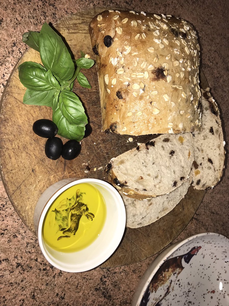 Pheasant pesto pasta with olives, tomatoes and mozzarella with a side of cherry and muesli bread and oil, topped with basil. Quick, tasty and healthy ..you really can’t beat it. #GameMeatMonday #HealthyFood #sustainable #organic #tasteofgame