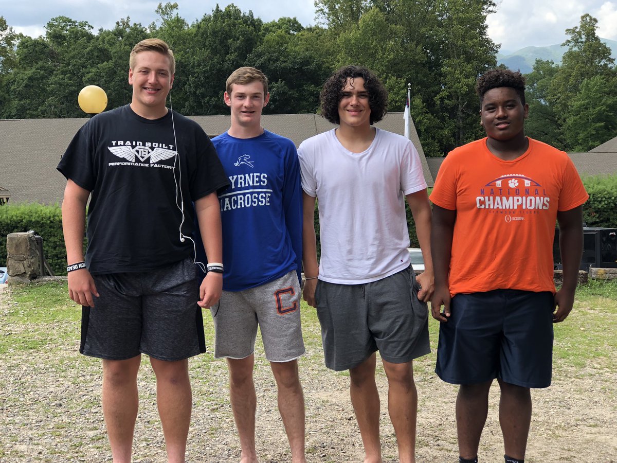 ThomasGregory03's tweet photo. Just checked in for a week with my boys at FCA Leadership camp. @leadfcacarolina #letsgolead https://t.co/4u4S1sU18k