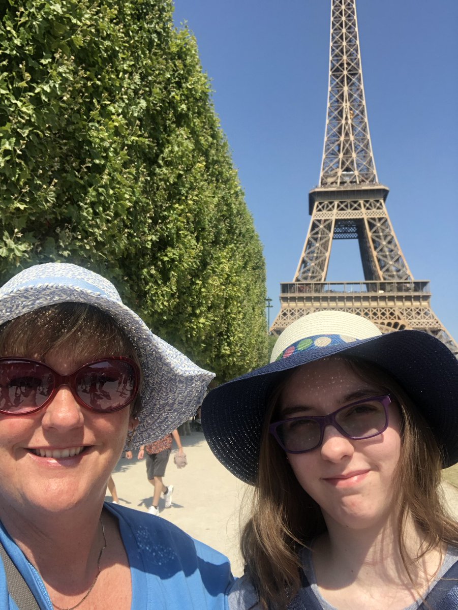 Dawnoramma's tweet photo. Moved on to Avignon and Nîmes today. Will never forget Paris with my daughter. @eftourscanada https://t.co/LWEvtfPTga