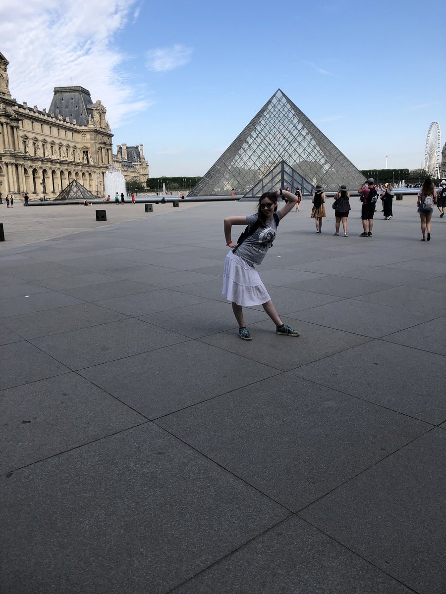 Dawnoramma's tweet photo. Moved on to Avignon and Nîmes today. Will never forget Paris with my daughter. @eftourscanada https://t.co/LWEvtfPTga