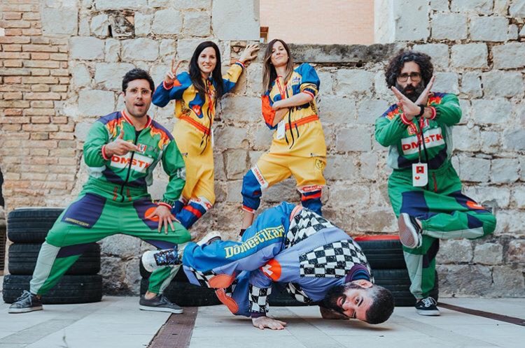 yarzatwins's tweet photo. Sorry guys, we are all changing our design career into Karts driving!!
Thank you so much @domestika for treating us so well in Barcelona!
#domestika #domestikart #kart #award #barcelona #latindesign #design #diseño https://t.co/6mxJcMEjfb