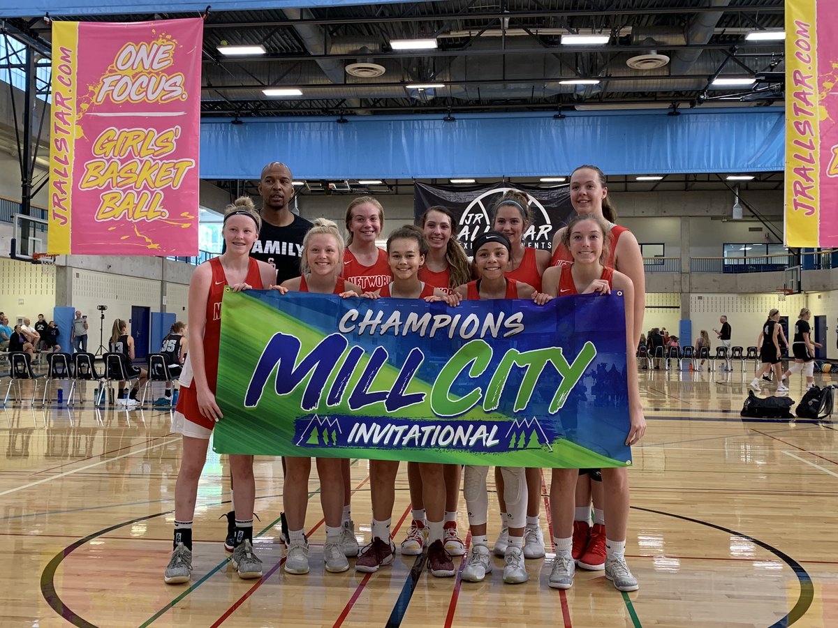 winkez7's tweet photo. Congrats @sdnetworkbasketball 15u girls on your championship win at the Mill City Tournament! Chicago here we come! #sdnetworkbasketball #girlscanballtoo #winkez7 @kaelamartinez_ - congrats on being a top scorer! https://t.co/hgbFLfamPj