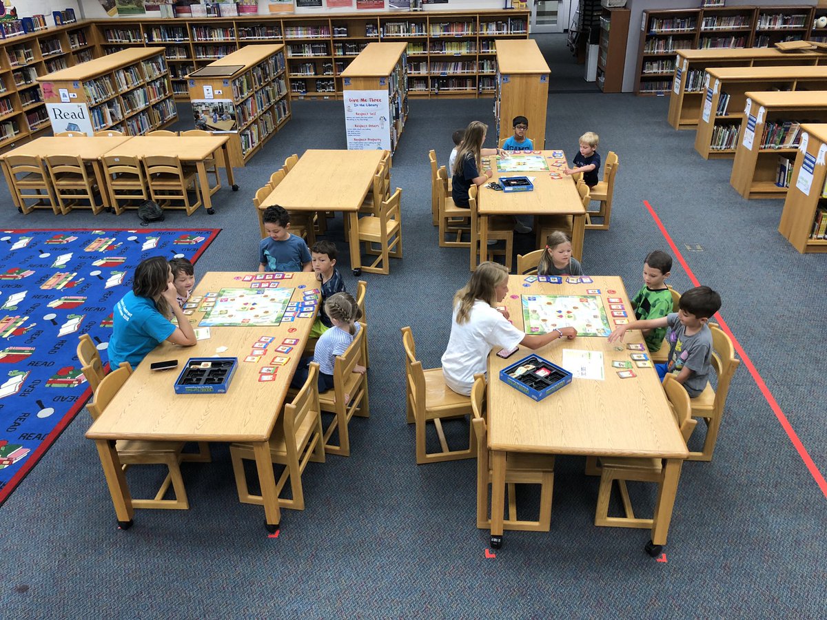 EduTechGray's tweet photo. Camp Code is underway #LibEagles19. Great to see campers getting to know each other thru human coding, work in CS, coding games, and so much more. @MsNykorchuk5 @MrsThomasTRT @LIBPrincipal #coding #SummerCamp 💻 ⬆️⬇️⬅️➡️🏃🏽♂️🏃🏿♀️👨🏻💻👩💻 https://t.co/Q1CXHmqLJZ