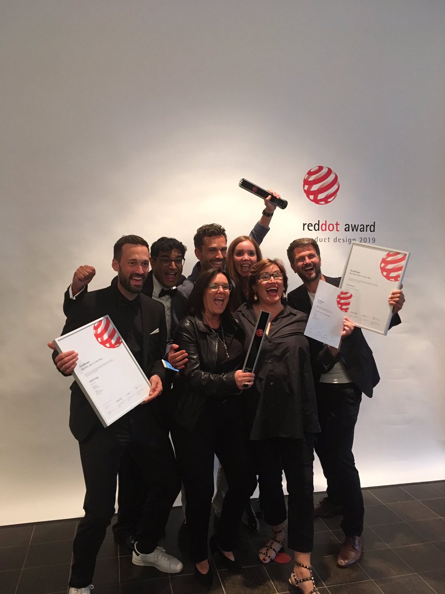 Hansgrohe_PR's tweet photo. #Hansgrohe Group collects TWO Best of Best @reddot in Essen, Germany tonight! #hansgrohe Rainfinity by @PhoenixDesign_ and #AXOREdge by Jean-Marie Massaudπ₯π https://t.co/nJT2lVZ4hg
