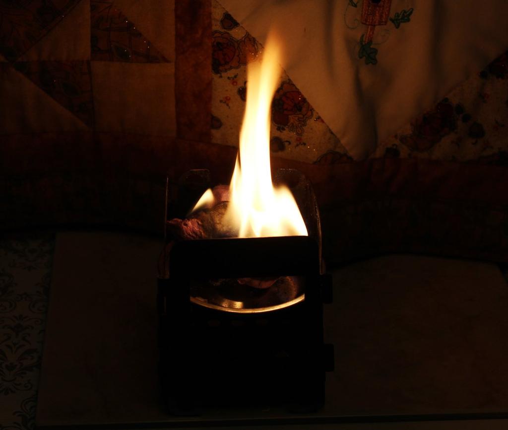 SafetyThree's tweet image. DIY Fire Starters You Can Make Today lttr.ai/E0vF #Camping #FireStarter #Fire