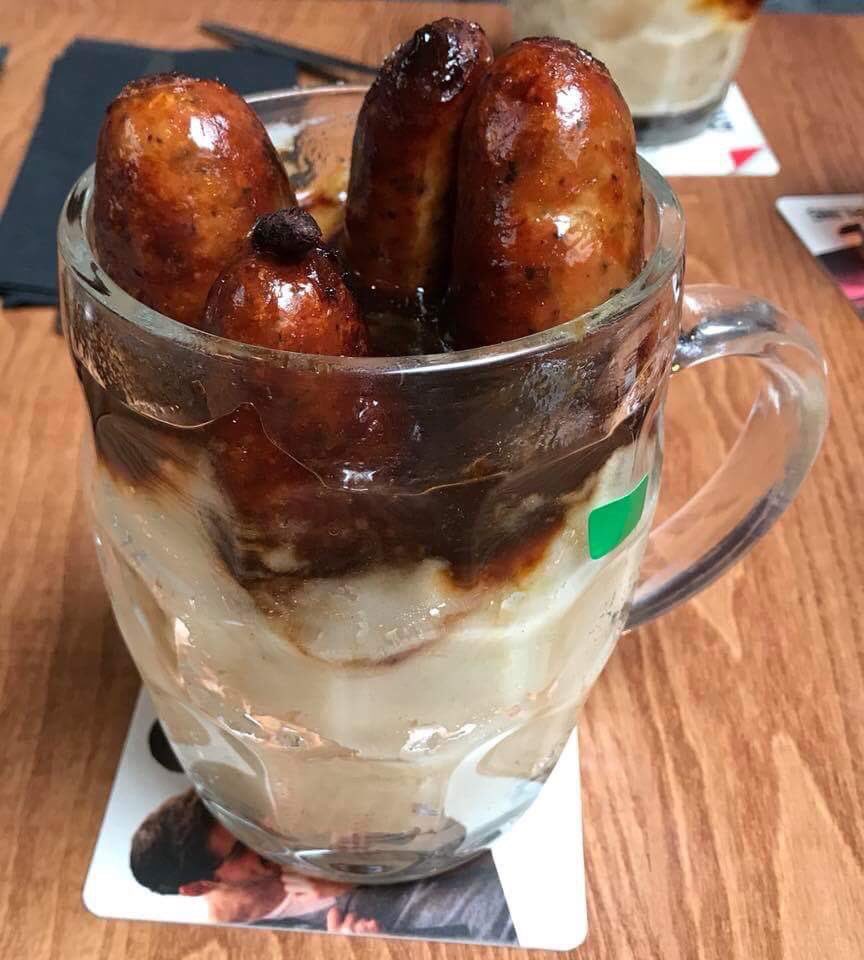 WeWantPlates's tweet photo. ”Sausage and mash, please.”
“Pint?”
“No, a half. I’m driving.”

(Pic: Mara Webb) https://t.co/Cbgrvgqxhx