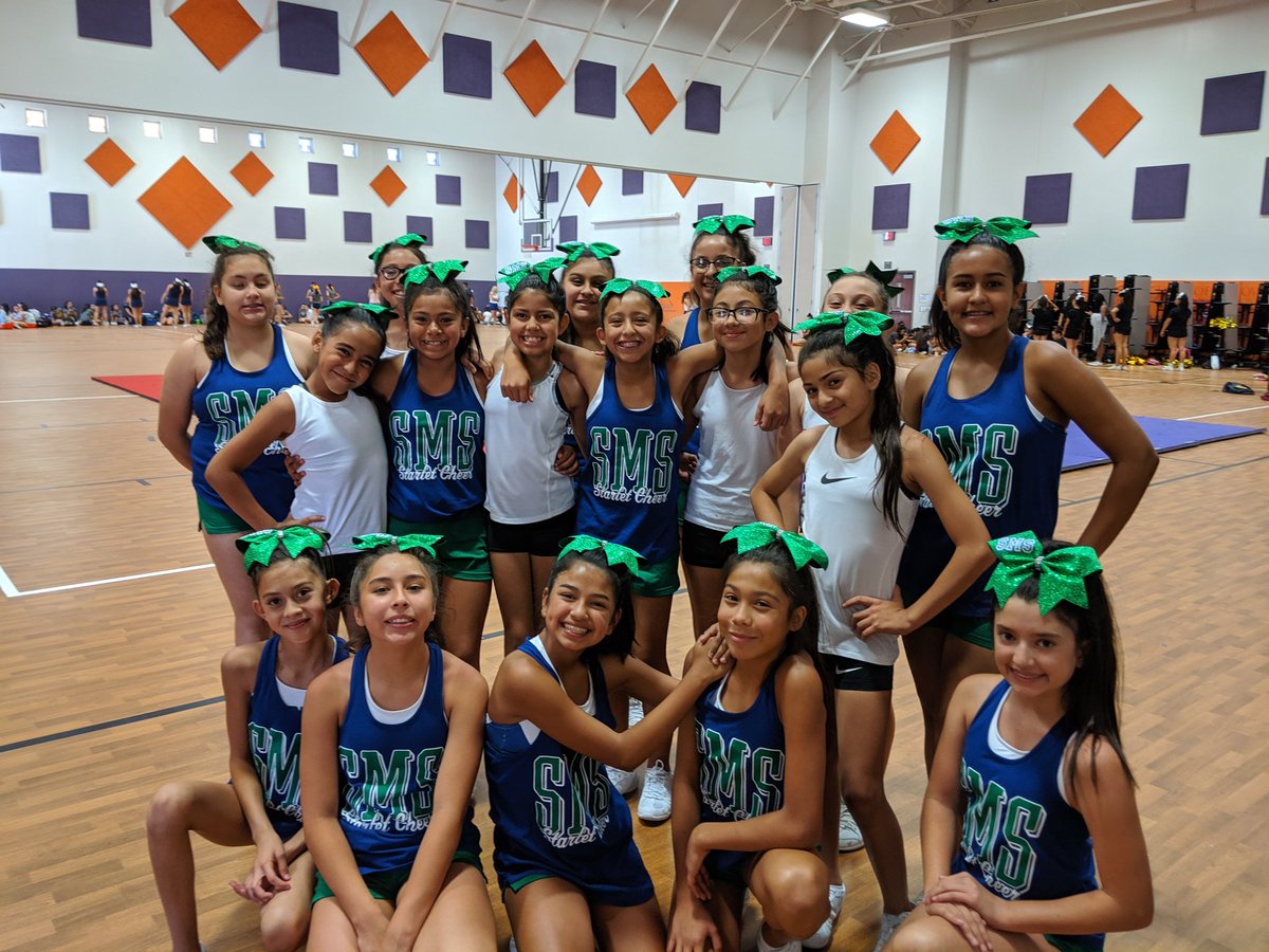 LangArtAmericas's tweet photo. Slider Starlets are in the house!!! NCA camp! #TeamSISD #StallionsLeadtheWay #cheerleaders https://t.co/muJtqFqQxV