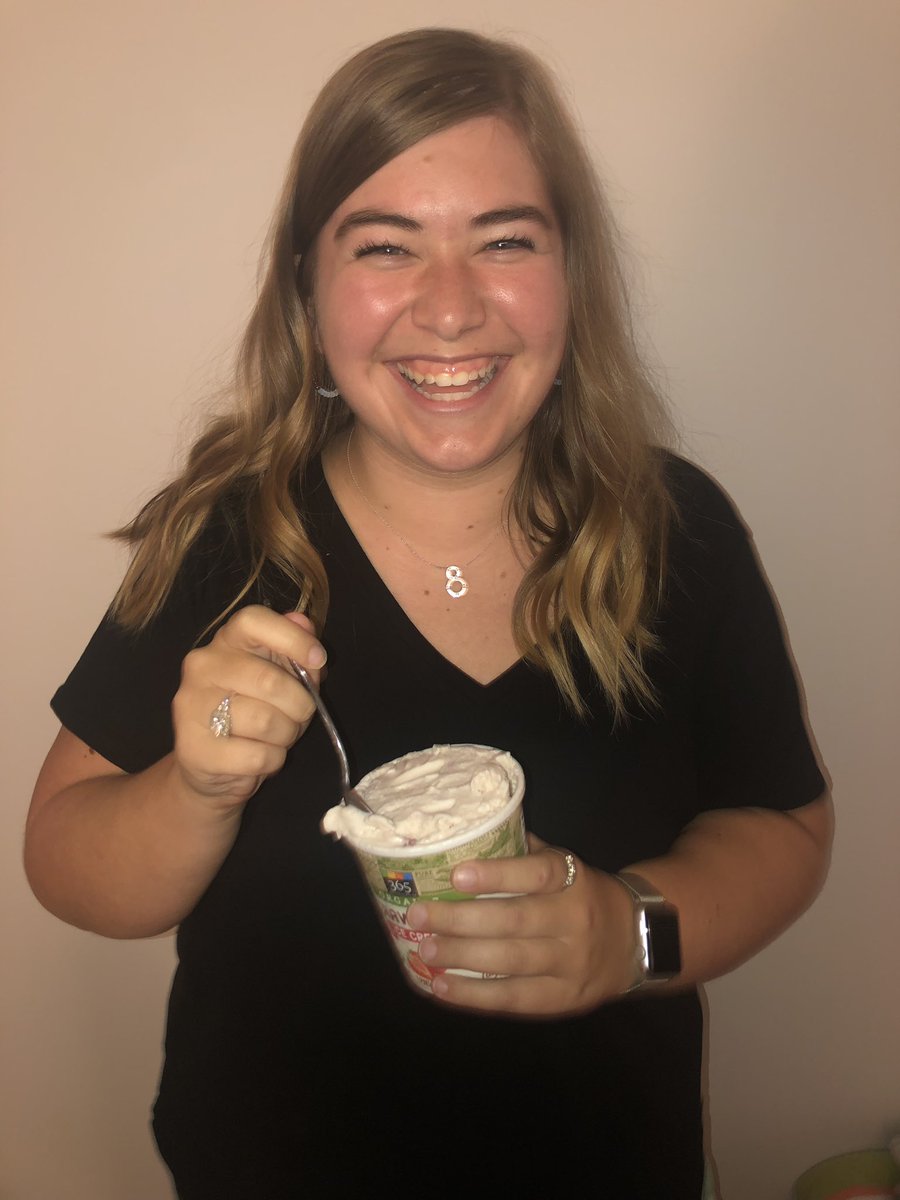 BYEKaitlin's tweet photo. I don’t post on here much anymore but here’s a little life update... I’m 21 now! Happy as a clam! And, SO grateful for this life and all for the people in it ❤️🎉 https://t.co/5a4iYEPx07