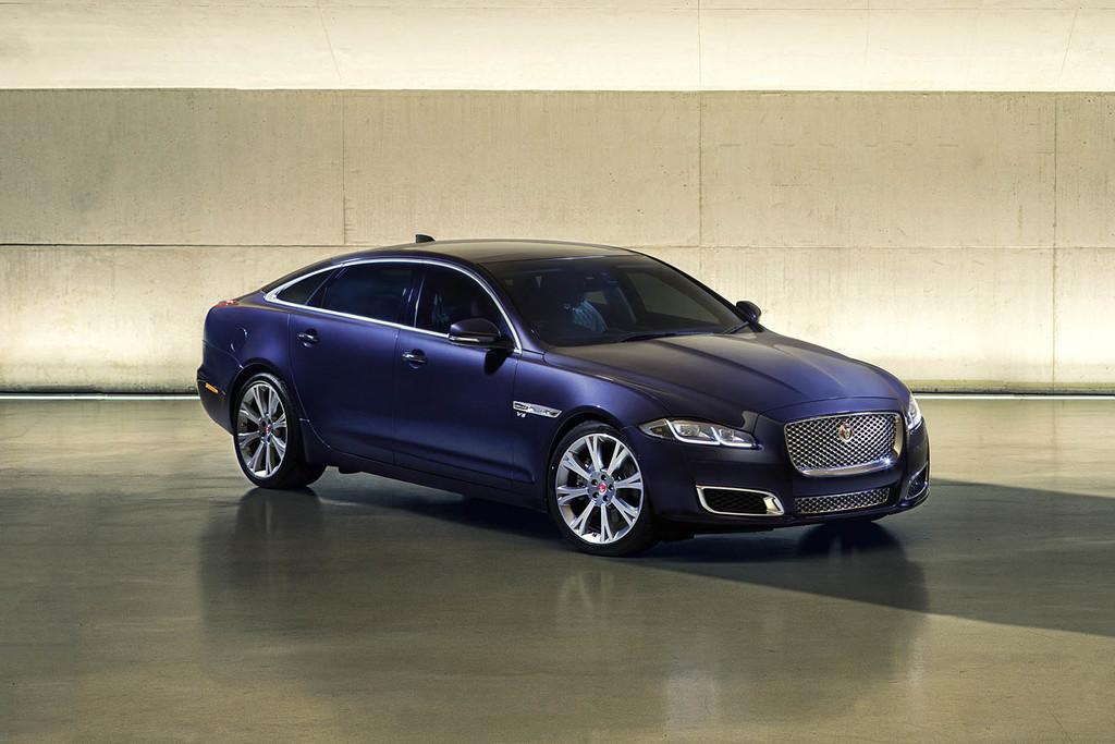 Riccmart's tweet photo. El Jaguar XJ eléctrico se lanzará en 2020 e inaugurará la nueva familia de coches eléctricos de Jaguar Land Rover abrirá una nueva era para la berlina de lujo británica que acaba de finalizar la producción de su actual generación. 
#FelizLunes #Riccmart #8Jul https://t.co/eXhMsd89WM