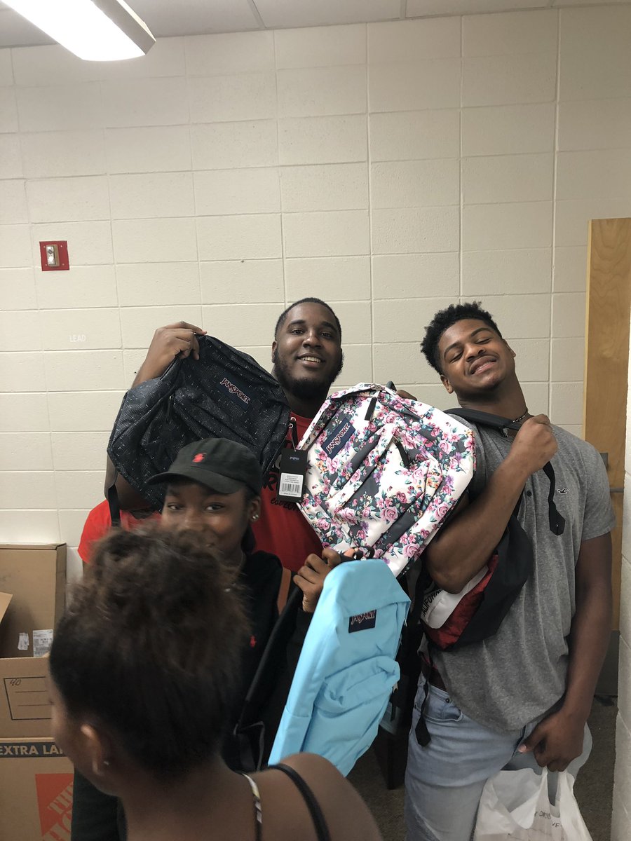 _chadbandz's tweet image. #TheBackpackProject is August 3rd. It’s not too late to donate. Help us help others!! No donation is too big or too small, ALL IS APPRECIATED!! Thanks in advance! Click the link to donate! paypal.com/donate/?token=…