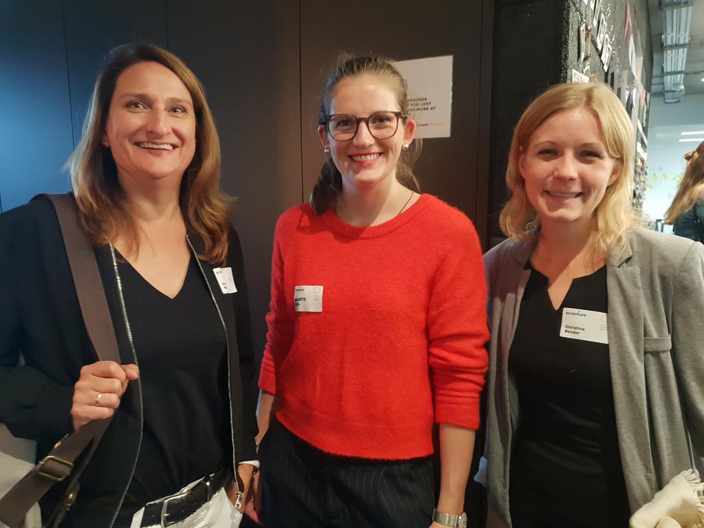 gd_women's tweet photo. Our amazing community in Frankfurt! Thank you all for comingπ @AccentureDACH #GDWxAccenture #GDWinFFM https://t.co/aVmyhXHBGD