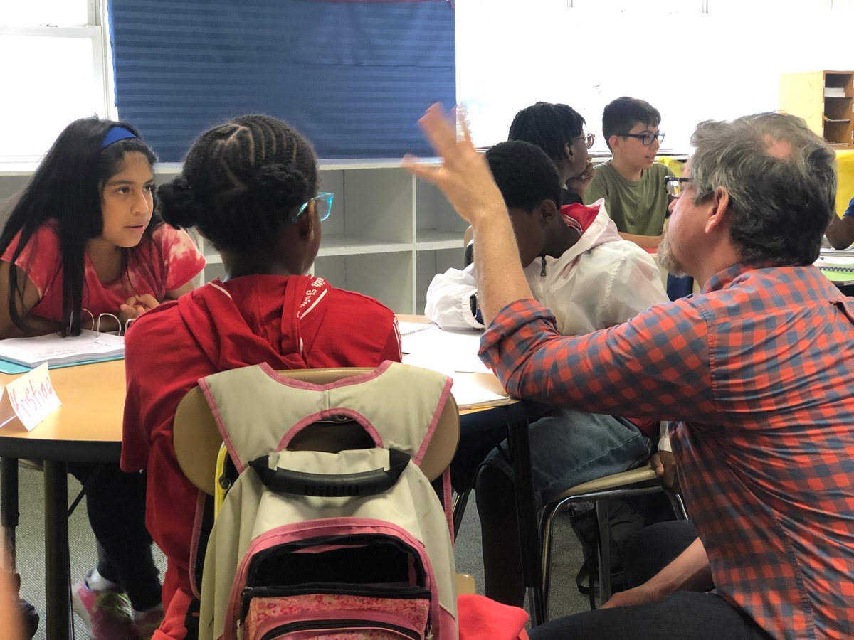 SEEDSAccess's tweet photo. Monday, our Young Scholars in the Classes of 2019 and 2020 began their five-week summer session with SEEDS on the campus of Far Brook School. Be sure to follow our Instagram stories (@newjerseyseeds) for updates from all of our summer programs. #seedssummer #njseedsoncampus https://t.co/fCdxPEx70P