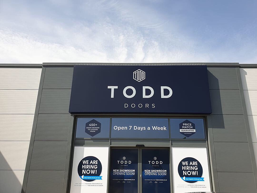 SignsNowUK's tweet photo. Our latest installation for @ToddDoors at their new Reading showroom.A great mix of signage solutions to compliment their quality products and service.
#signsnow #todddoors #reading #doors #signs #signage #illuminatedsigns #ledsigns #vinylgraphics #lightbox #london #wolverhampton https://t.co/DdvJ1HgVfB