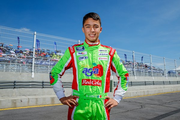 Femadac's tweet photo. 👉🏼 @SidralAGARacing, listo para iluminar la noche en Chihuahua: https://t.co/HDchcfzWgd #NASCARMéxico https://t.co/tBoLw9WSaD