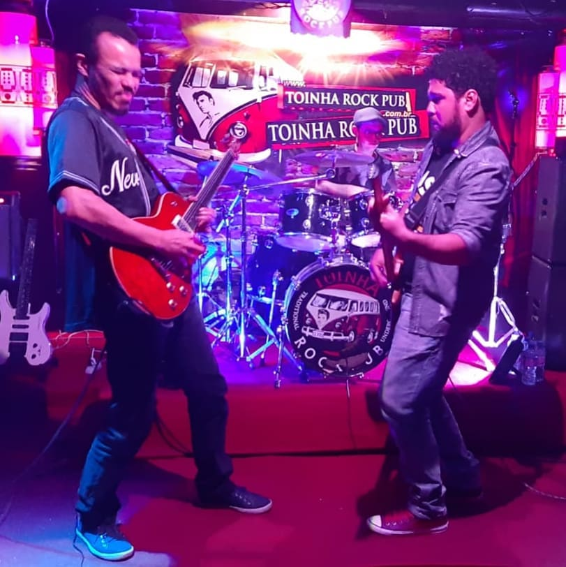 ANovidadePS's tweet photo. Sobre sábado no #ToinhaRockPub - muito obrigado a todos que fizeram o show d'@ANovidadePS em uma energia mais quente que o frio lá fora. Até a próxima em breve!

📷: Piera Serena https://t.co/8p1SJFijlQ