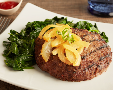 TopChefMeals's tweet photo. Have the #burger without the guilt with our #grilled #bison burger & #Wisconsin #cheddar! https://t.co/yCEtypCXqL #topchefmeals #mealdeliverysystem #foodie https://t.co/I6oWLhI57i