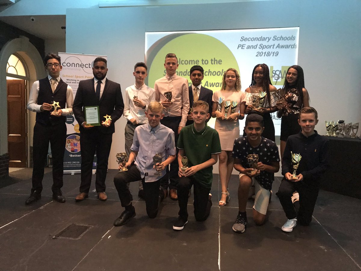 MrBrickwood's tweet photo. @Highfields_sch @HswvPe 17 Different City Awards including, Active School of the Year, Sports Performer and Volunteer of the Year #Proud #WeAreHFS https://t.co/3VibevsnPD