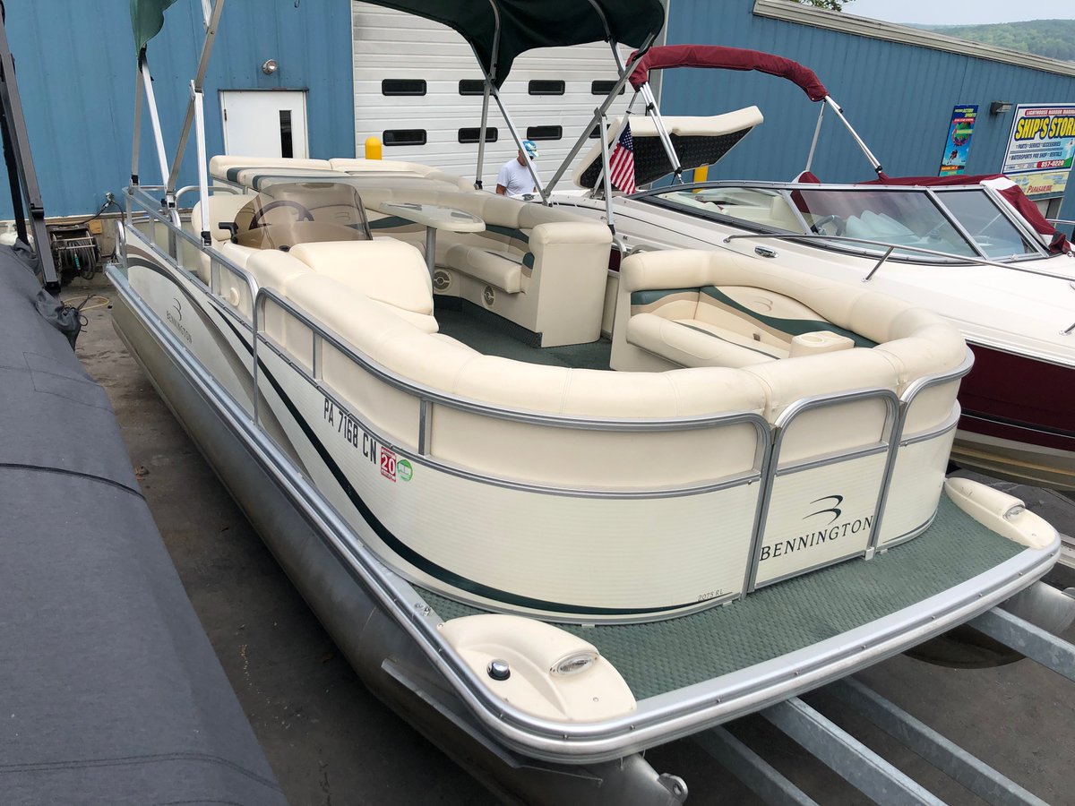 LighthousePA's tweet image. Just In! 

"2003 Bennington 2075 RL" - Asking $13,900

60 HP Four Stroke Yamaha Motor

Click This Link To Our Website &amp;gt;&amp;gt;&amp;gt; lighthouseharbor.com/inventory/2003… To Check Out The Boat Online Or Call Us 570-857-0220 To Schedule Your Appointment To Check The Boat Out In Person ASAP!
