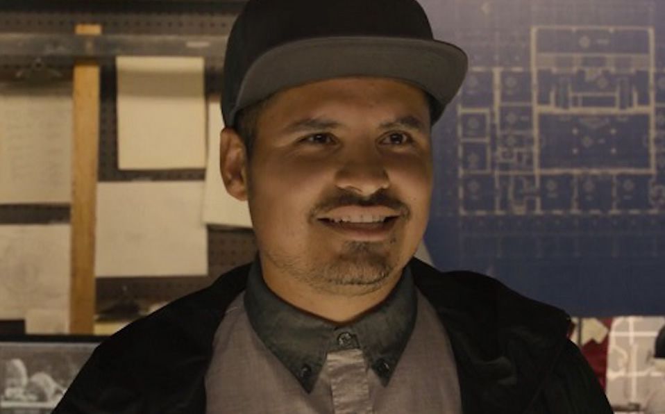 Necesitamos el hilo de Selena Gómez y Justin Bieber narrado por Luis