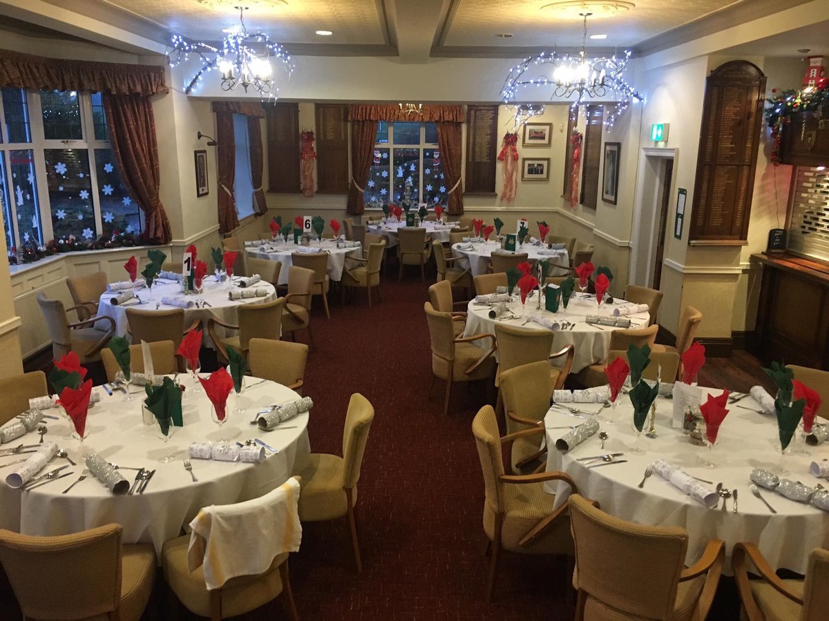 CRGolfClub's tweet photo. Dates available this summer and beyond in our free function room. Available for parties, weddings, christenings, funerals and meetings. We’d love to hear from you! Contact the office on 0161-624-0986 option 1. #oldhamhour #freefunctionroom https://t.co/0LBhjIwrpo