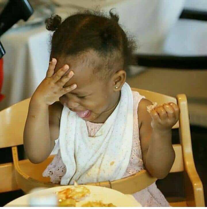 UmmShafi's tweet photo. @_imnotregular_ 😂😂😂😂😂😂🤣a beg plz stop https://t.co/VWiPghbm3q