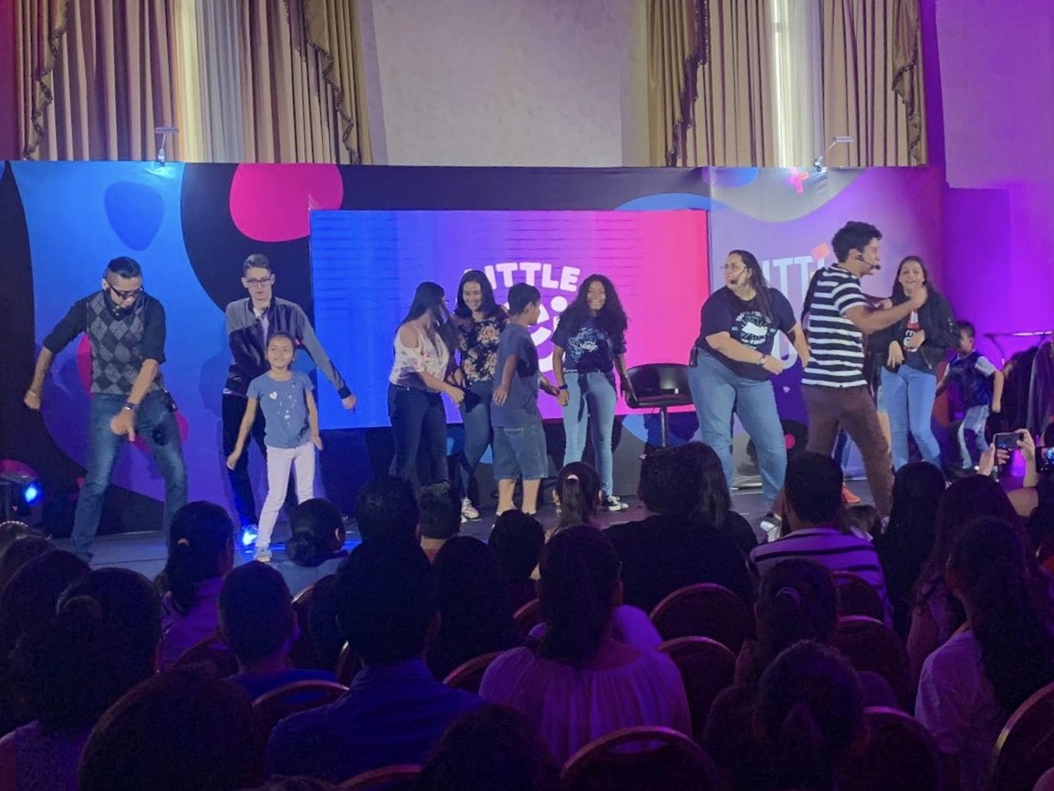 SISFEDECREDITO's tweet photo. Este día compartimos grandes momentos con @LittleViejo en el #LittleTour San Salvador 🎉, gracias al SISTEMA FEDECRÉDITO https://t.co/rzu2V5pIEa
