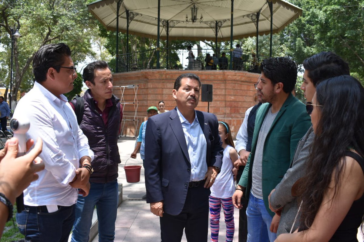 artecpoyotl's tweet photo. Junto con el presidente @LAlbertoArriaga recibimos al Colectivo @ProactiveHgo . En coordinación con @JuventudCholula trabajaremos en líneas de acción de agenda 2030 con el sector juvenil. ¡Bienvenidos a San Pedro Cholula! 🙋🏻‍♂️🙋🏻‍♀️ https://t.co/ijfm3jFHNF