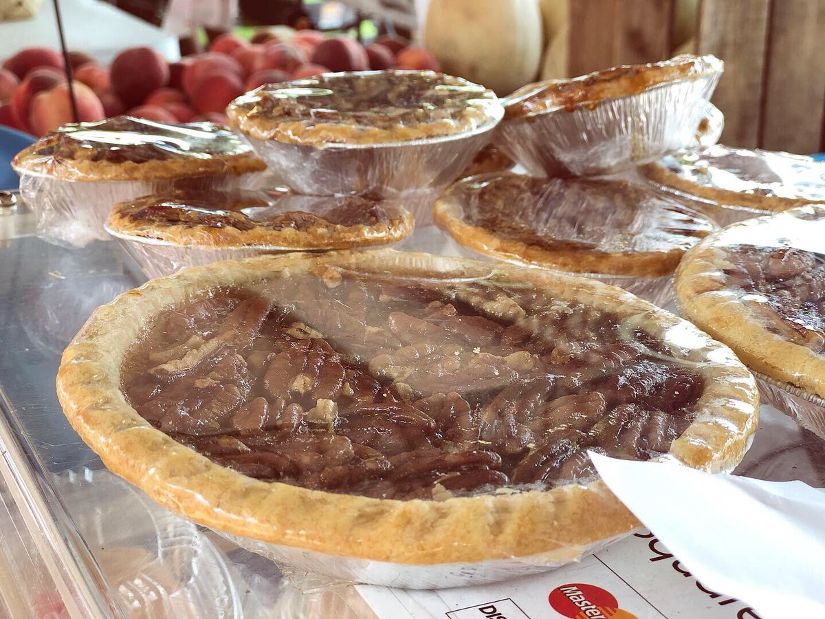 EasternMarketDC's tweet photo. Delicious pecan pie sold by Ma Brown here at the market!!!
#easternmarketdc #farmersmarket #capitolhilldc #supportsmallbusiness #pecanpie #deliciouspie #desserts #shoplocal #buylocal #marketplace https://t.co/lX3YmQEFzB