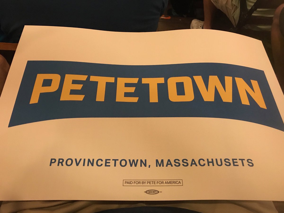 Attended a town hall w/ ⁦@PeteButtigieg⁩ in ⁦@TownofPT⁩ Town Hall. #MayorPete shared the venue w/ ⁦⁦⁦⁦⁦@CampLightbulb⁩ — a great organization for LGTBQ youth. As w/ #KidLit & #TeachingProfession, #RepresentationMatters 🌈 #Ptown #PeteTown #Dems2020