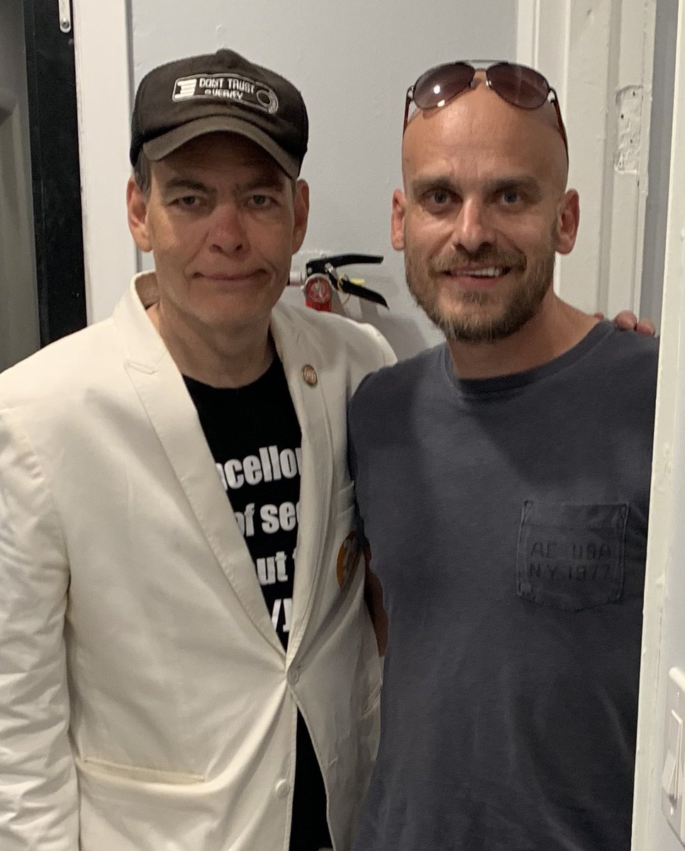 @gratz_io CEO Serge Ustiuzhanin with @maxkeiser the host of @KeiserReport on @RT_com and well-known #bitcoin proponent who delivered an incredible insight on #cryptoindustry during his #bitcoinrant at @blockchain_plug #gratzio #CryptoNews #cryptocurrencynews #DApps #dApp #crypto