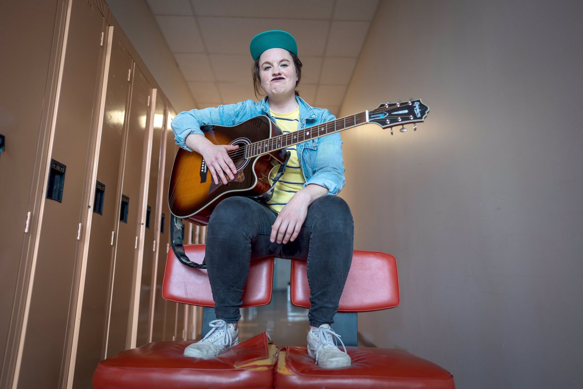 Spend your day of #FringeTO with us!

🦚LAUREN &amp; AMANDA DO IT at the Post Script Patio | 7:30 (FREE)
🦚HIGH SCHOOL HIGH at Factory Theatre Studio | 10:45

<a href="/Toronto_Fringe/">Toronto Fringe</a>