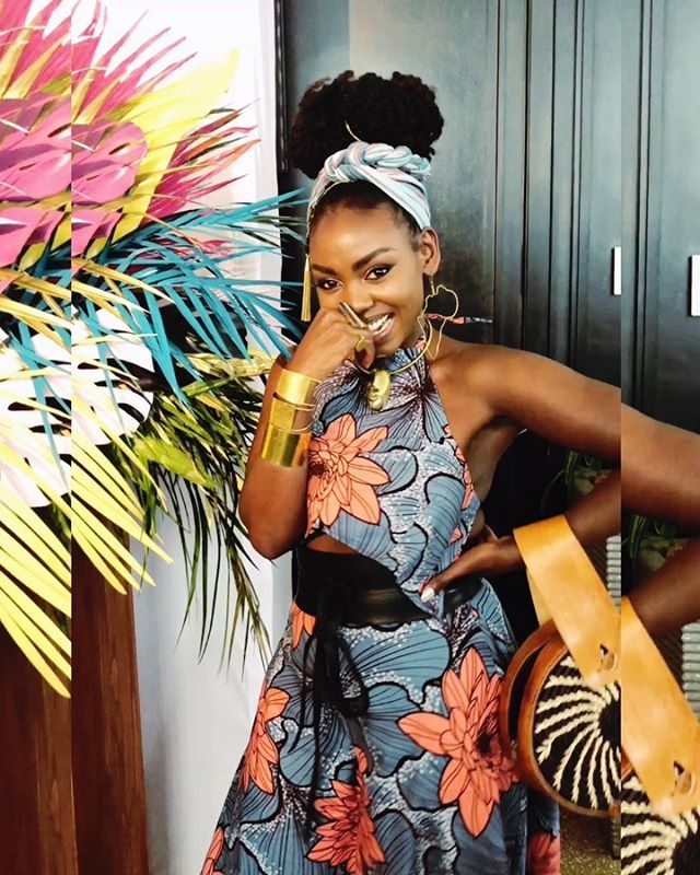 Here for a good time!
⠀
Outfit by @the_native_woman
Belt by @embody_accessories
Earrings by @afrikana_by_fena
Rings and bangles by @kipatounbranded
Hair accessory by <a href="/guostudio/">guo siyue</a> (Neckace)
Necklace by @adeledejak
Purse by @shkwela
⠀
🎥 by @ownbyfemme! ift.tt/2XMFVmN