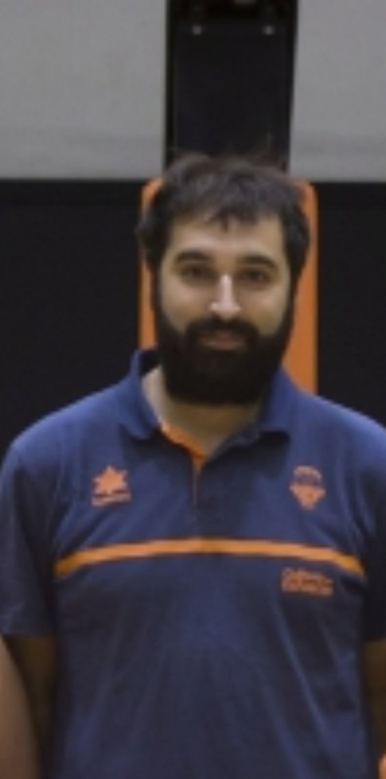 jsastrecamp's tweet photo. ‼️STAFF TÉCNICO‼️🏀🏀
Héctor: Vaya notición. El #JSC19 va a contar con un entrenador con una grandísima experiencia. Está última temporada ha estado trabajando en @LAlqueriaVBC
Nogaye Lo: Otro año más el #JSC19 contará con la jugadora profesional del @GKesb https://t.co/4w9DurK5ZC