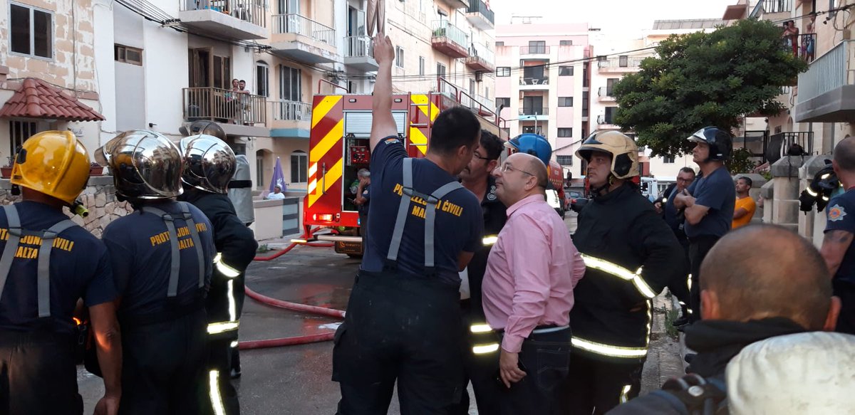 dr_micfarr's tweet photo. Thanking the @CPD_MT and @MaltaPolice for their continuous work and dedication in today's difficult operation, that is still ongoing in #Qawra.
#CivilProtectionDepartment #MaltaPolice @MaltaGov https://t.co/9zGwyENm0d