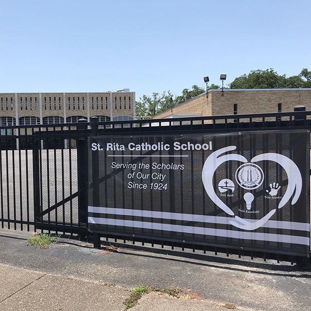 StRitaNOLA's tweet image. Even on a Saturday, even in July, we’ve got school on our mind! #1SmallWrapForMan #FaithKnowledgeService #Since1924 #August8thTipOff ift.tt/2Xv0IH6