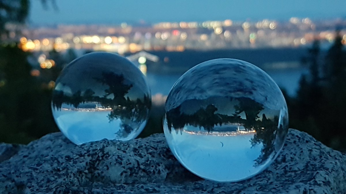 Moving_Edmonton's tweet image. ProPics Canada "TELLING YOUR STORY THROUGH IMAGES". We assist businesses worldwide with taking photos and videos which best represent the brand for use in #traditionalmedia &amp;amp; #SocialMedia . #explorebc 
 #business #socialmediamarketing @Moving_Edmonton